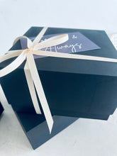 Load image into Gallery viewer, Diva